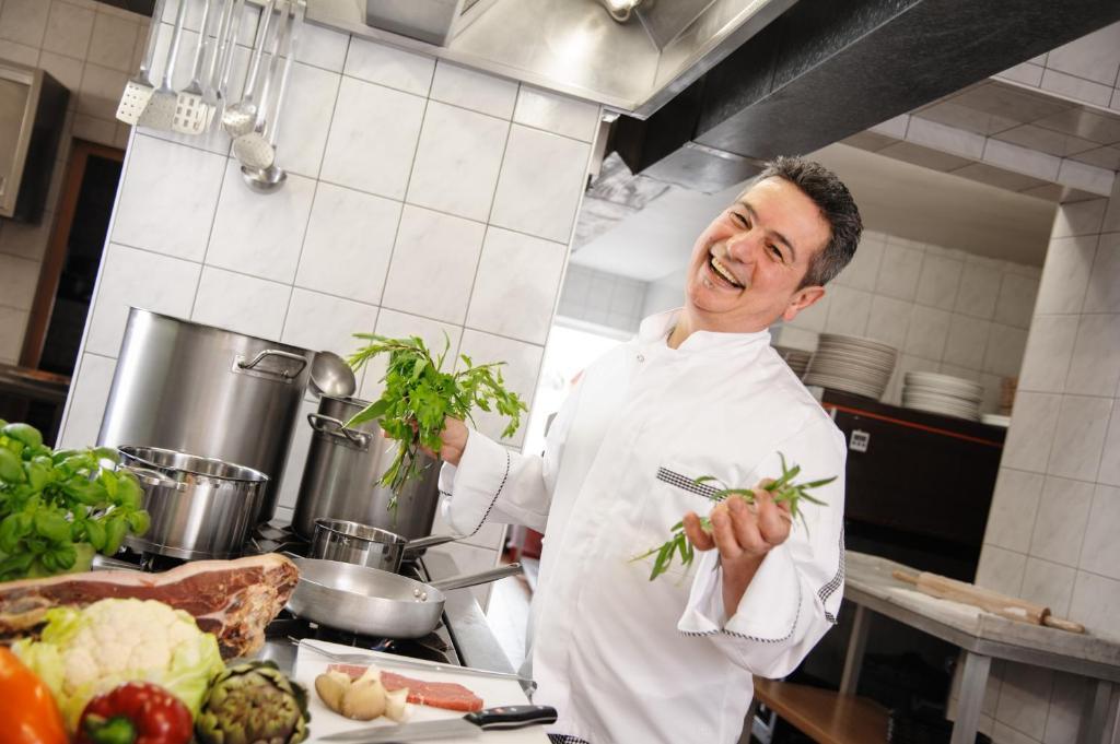 Hotel Mediterraneo Neustadt an der Weinstraße 외부 사진